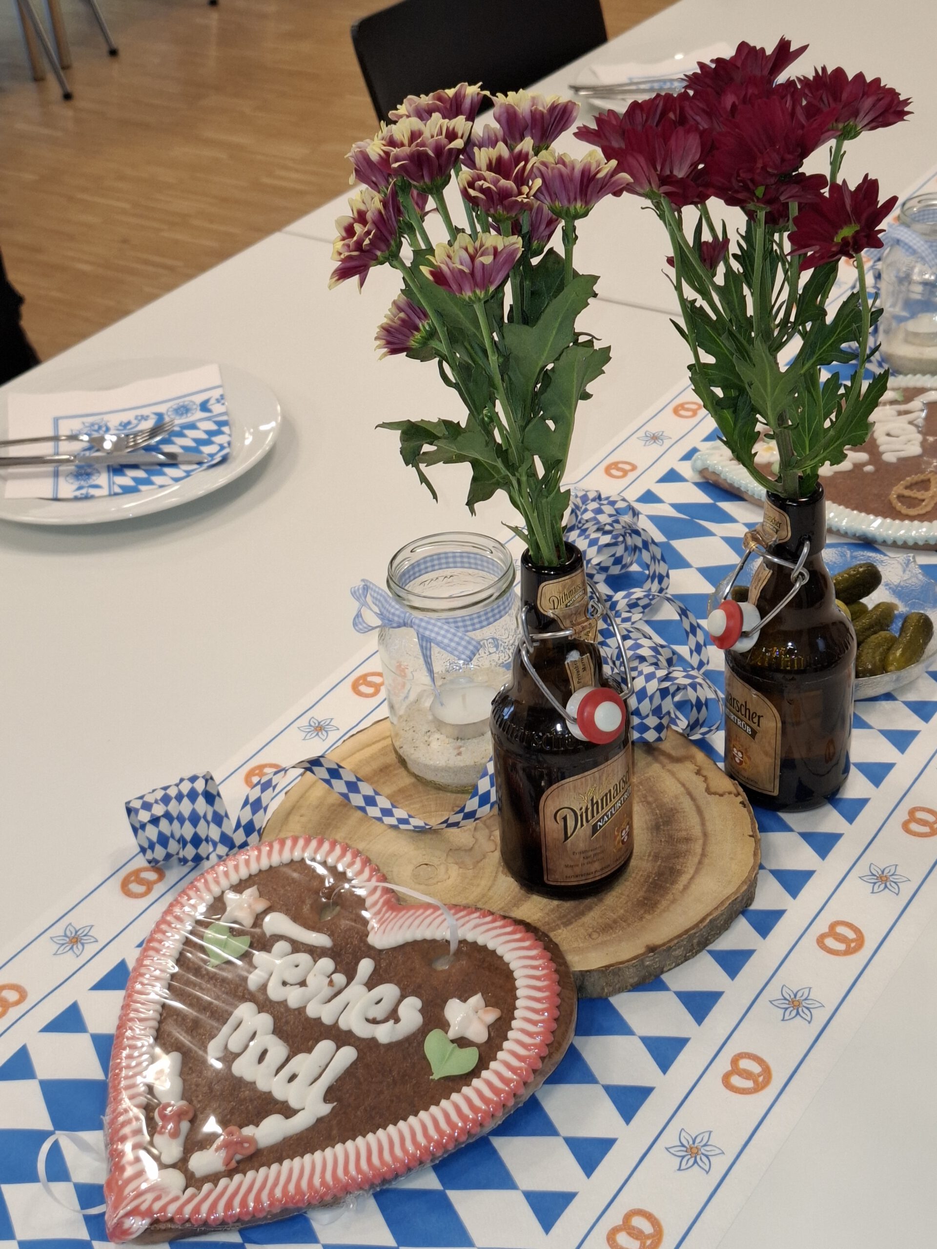 Mehr über den Artikel erfahren Gleich zweimal Oktoberfest bei WIR für UNS!